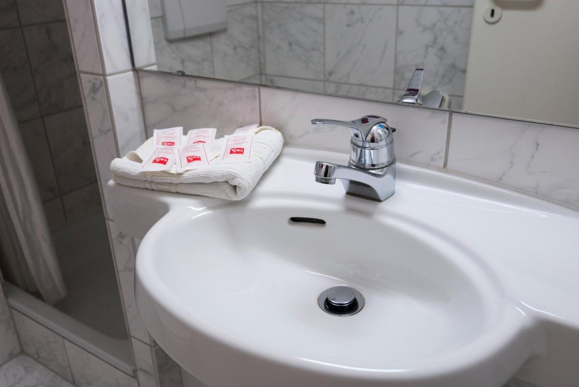 Hotel Excelsior Kassel Szoba fotó