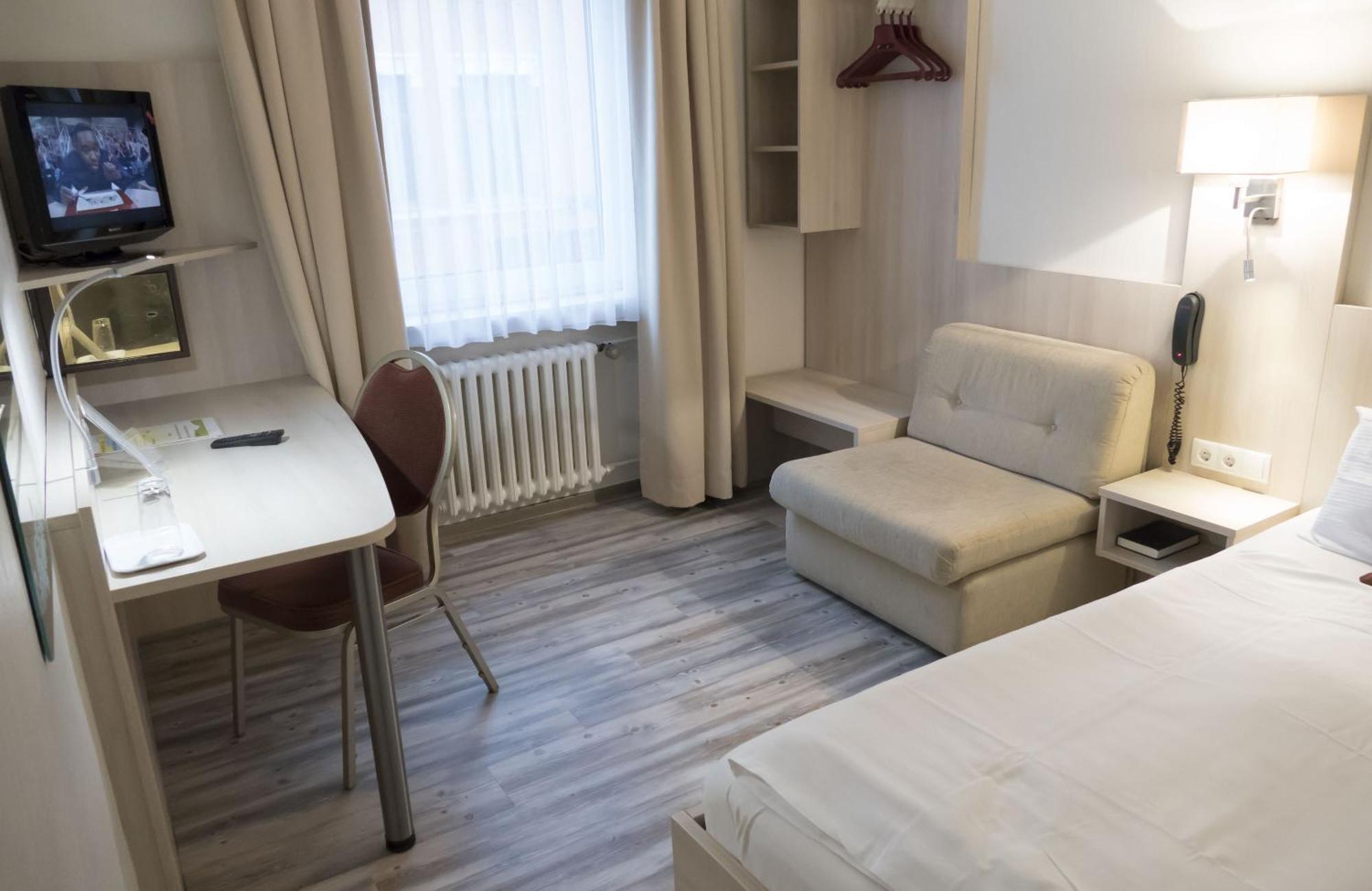 Hotel Excelsior Kassel Szoba fotó